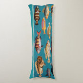 Kleurrijke vis onder blauw zeewater lichaamskussen (Voorkant Verticaal)