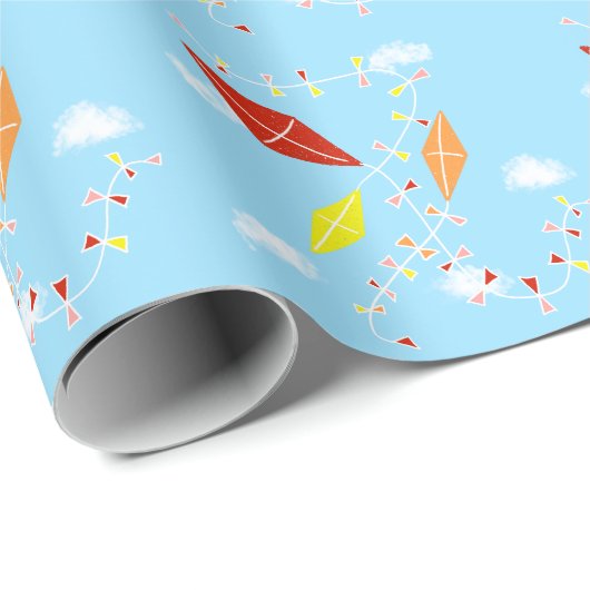 Kleurrijke vliegers in het Sky Blue Pattern Kinder Cadeaupapier (Rol Hoek)