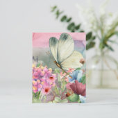 Kleurrijke vlinderkusjes tussen wilde bloemen briefkaart (Staand voorkant)