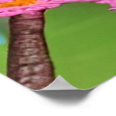 Kleurrijke vogel op bloeiende tak poster (Hoek)