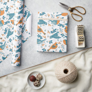 Kleurrijke vogels met winter- en kerstsymbolen cadeaupapier