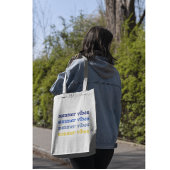 Kleurrijke vrouwelijke zomervibes in blauw en geel tote bag