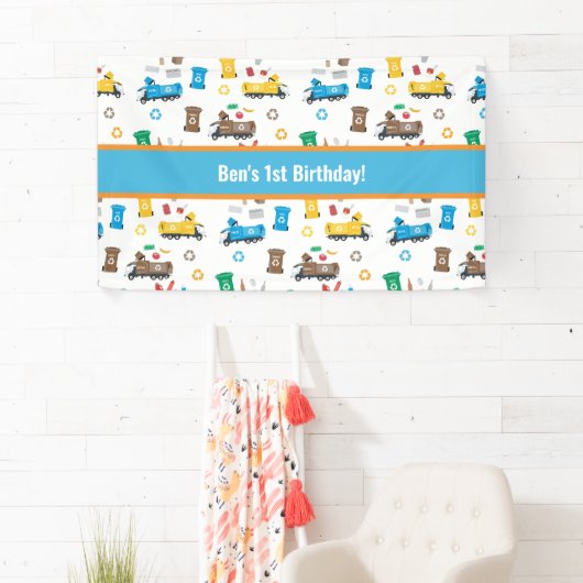 Kleurrijke vuilniswagens en -bakken van afgelopen  spandoek (Insitu)