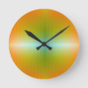 Kleurrijke wandklok met een verloopkleurige wijzer
