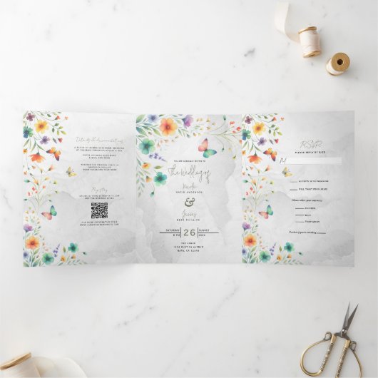 Kleurrijke Waterverf Bloemenvlinder bruiloft Drieluik Uitnodiging (Binnen)