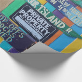 Kleurrijke Welcome Island teken Caribisch gebied Cadeaupapier (Hoek)