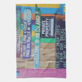 Kleurrijke Welcome Island teken Caribisch gebied Theedoek (Verticaal)