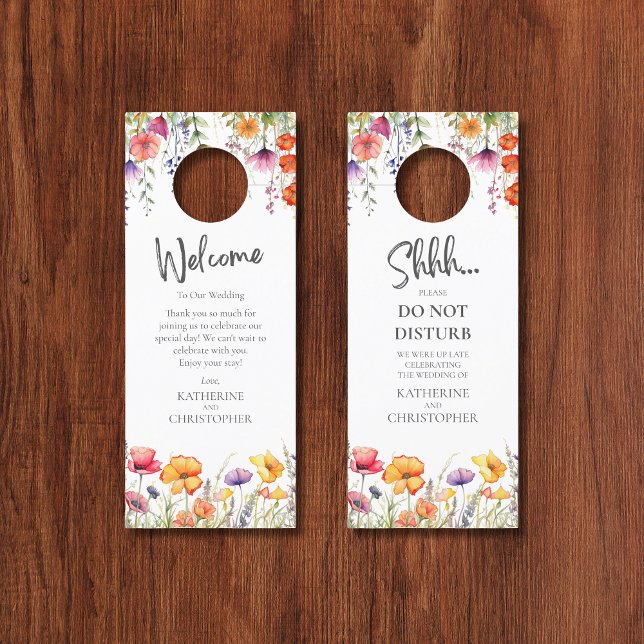 Kleurrijke Wildbloemen bruiloft Shhh niet storen Deurhanger (Colorful Wildflowers Wedding Shhh Do Not Disturb Welcome Door Hanger with Couple Names, Date.)