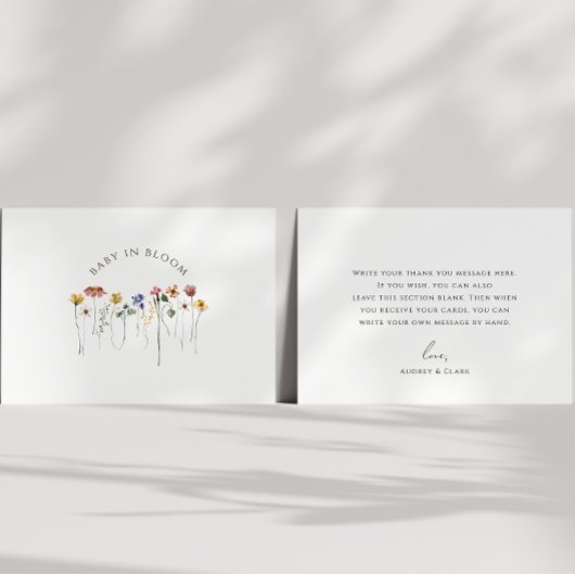 Kleurrijke Wilde Bloem Baby in Knop Babyshower Bedankkaart