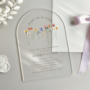 Kleurrijke wilde bloemenbaby in bloei baby shower acryl uitnodigingen