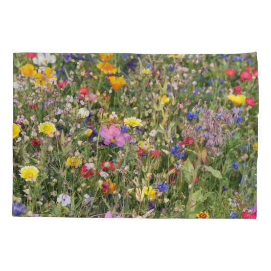 Kleurrijke wilde bloemenweide, levendig patroon. kussensloop (Achterkant)