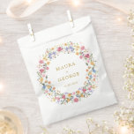 Kleurrijke Wildflower Garden Floral krans bruiloft Bedankzakje<br><div class="desc">Dit elegante ontwerp is voorzien van vrolijke waterverf wilde bloemen gemengd met weelderig groen blad. Personaliseer de gunsttas met uw gegevens. Als u de stijl en plaatsing van de tekst verder wilt rangschikken,  drukt u op de knop "Klik om verder aan te passen".</div>