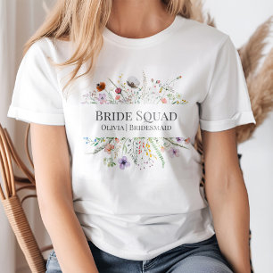 Kleurrijke Wildflower Meadow Bride Squad T-shirt