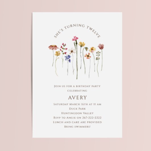 Kleurrijke Wildflower Twaalfde Verjaardagsfeest Kaart