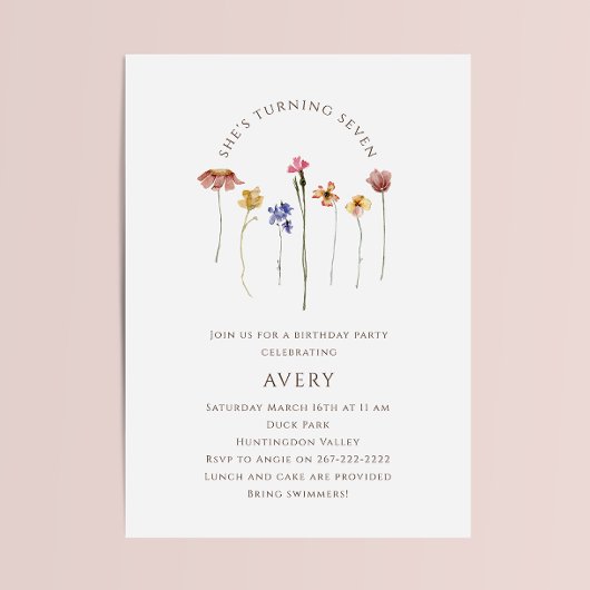 Kleurrijke Wildflower Zevende Verjaardagsfeest Kaart