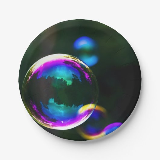 Kleurrijke zeepbellen drijven papieren bordje (Voorkant)