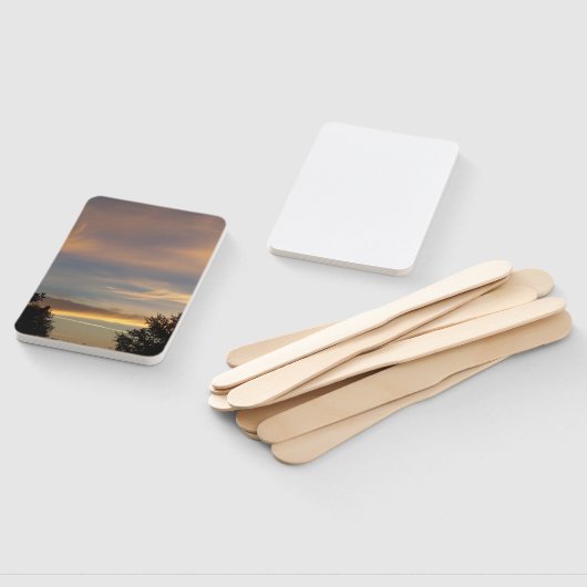 Kleurrijke zonsopgang op een ventilator handwaaier (Niet-gemonteerd)