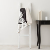 Kleurruimte met een astronautenpuppy sherpa deken (In situ)