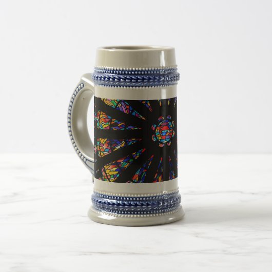 kleurstoffen van kleurloos glas bierpul (Voorkant links)