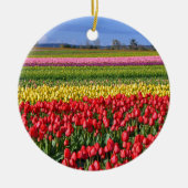 Kleurtulpveld Keramisch Ornament (Voorkant)