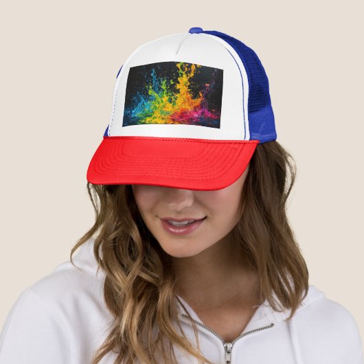 Kleurverf plastic trucker pet (In situ)