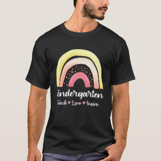 Kleuterleerkracht terug naar school eerste dag reg t-shirt