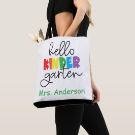 Kleuterleerkracht, terug naar school tas