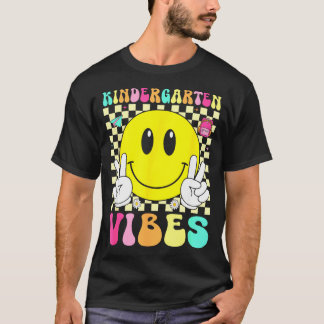 Kleuterschool sfeer retro glimlach gezicht terug n t-shirt