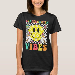 Kleuterschool sfeer retro glimlach leraar kinderen t-shirt