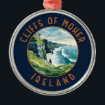 Kliffen van Moeder Ierland Retro Distress Circle Metalen Ornament<br><div class="desc">Cliff of Moher vectorart design. De Cliffs of Moher zijn zee kliffen die zich bevinden aan de zuidwestelijke rand van de regio Burren in het graafschap Clare,  Ierland.</div>