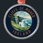 Kliffen van Moeder Ierland Retro Distress Circle Metalen Ornament<br><div class="desc">Cliff of Moher vectorart design. De Cliffs of Moher zijn zee kliffen die zich bevinden aan de zuidwestelijke rand van de regio Burren in het graafschap Clare,  Ierland.</div>