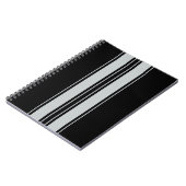 Klik op Aanpassen om Grijs te veranderen in uw kle Notitieboek (Linkerzijde)