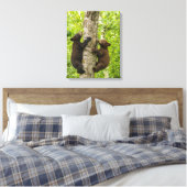 Klimboom met zwarte Beren Canvas Afdruk (Insitu (Slaapkamer))
