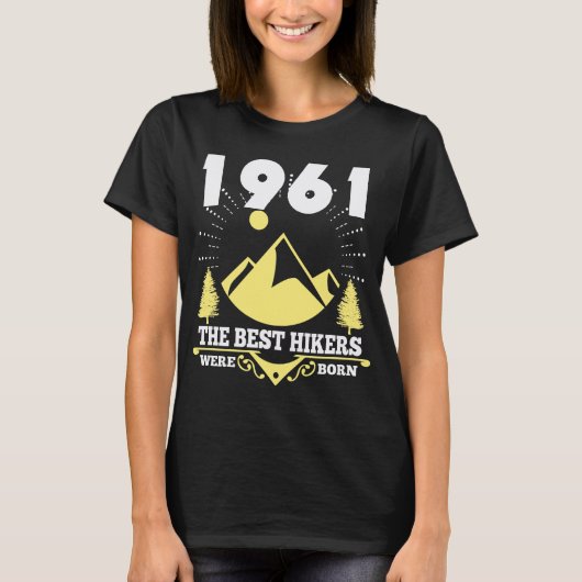 Klimmen van de trekberg 1961 Birthday Hiker Gift T-shirt (Voorkant)