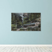 Klimmende cogumwieltrein canvas afdruk (Insitu (Houten vloer))