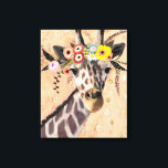 Klimt Giraffe | Bodemteelt Canvas Afdruk<br><div class="desc">Deze afbeelding bevat een zoete giraf geadorbeerd in een kroon van bloemen | door Victoria Borges. Afbeelding-ID: 128245GG</div>