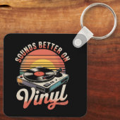 Klinkt beter op vinyl sleutelhanger (Achterkant)