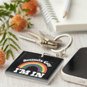 Klinkt gay Ik ben in LGBTQ Pride Maand Sleutelhanger (Voorkant Rechts)