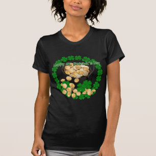 Klok goud met klaverbeeld voor St Patrick's Day T-shirt