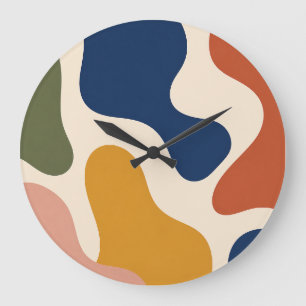 Klok in abstracte organische vorm in mid-century m
