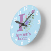 Klok in een Floral Ontwerp met Naam & Initiaal (Hoek)