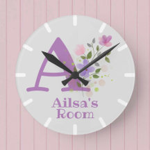Klok in een Floral Ontwerp met Naam & Initiaal
