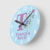 Klok in een Floral Ontwerp met Naam & Initiaal (Hoek)
