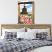 Klok in een kerktoren, Cuba Canvas Afdruk (Insitu (Slaapkamer))