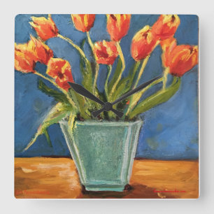 Klok met rode Oranje Tulpen
