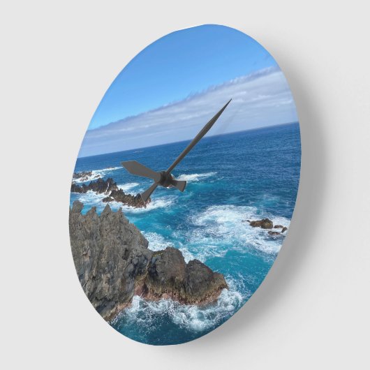 Klok rotsen in zee (Hoek)