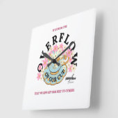 Klok van de muur door dichter Adiela Akoo (Hoek)