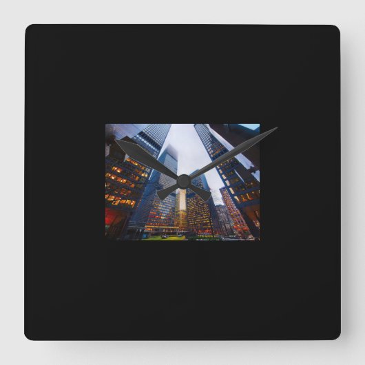 Klok van de muur, te koop! (Voorkant)