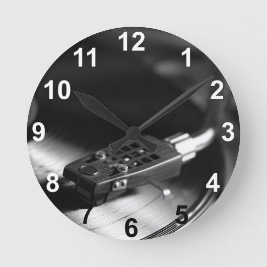 Klok: Vinylrecord op een Platenspeler.  thema Ronde Klok (Voorkant)