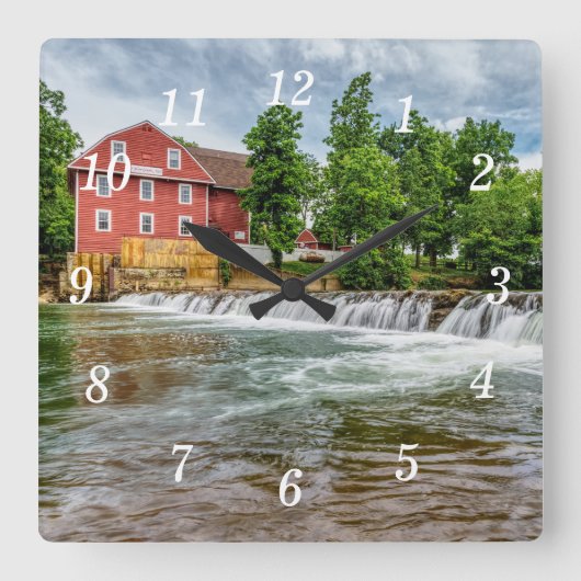 Klok War Eagle Mill en Waterval Wandklok (Voorkant)